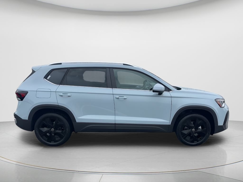 New 2026 Monument Gray Volkswagen 1.5T SE image 4