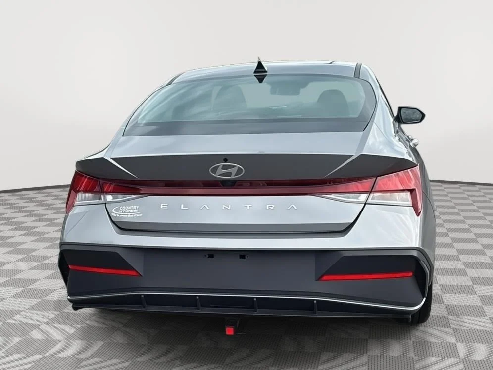 Certified Used 2024 Fluid Metal Hyundai SEL image 6