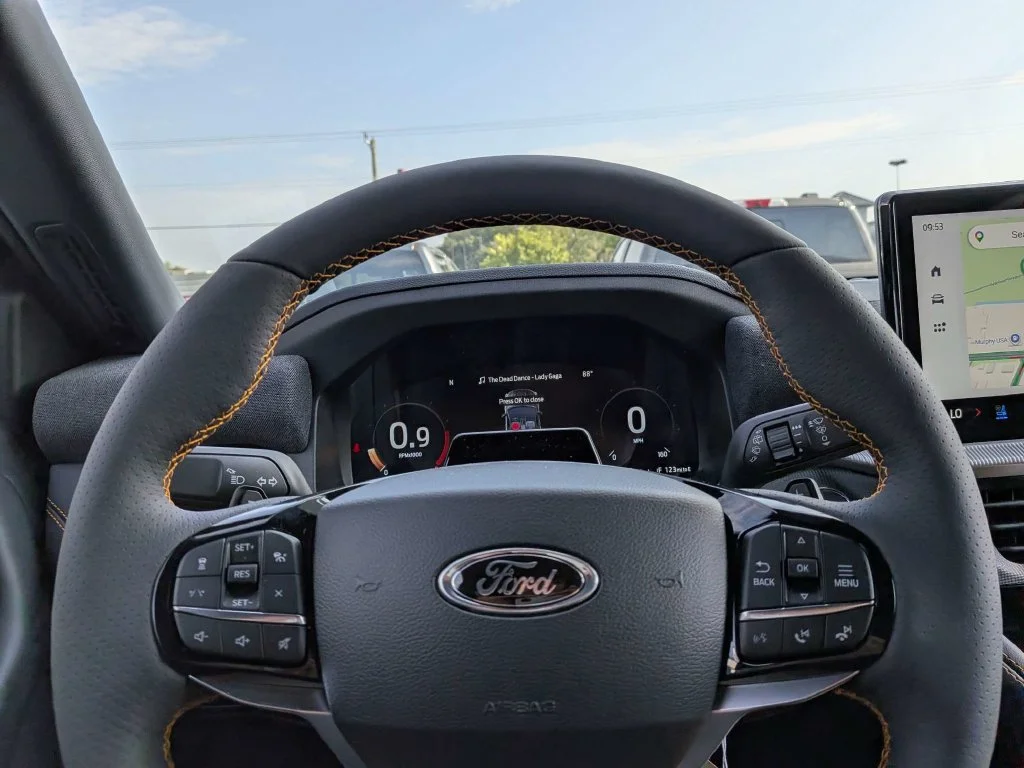 New 2026 Carbonized Gray Metallic Ford Tremor® image 18