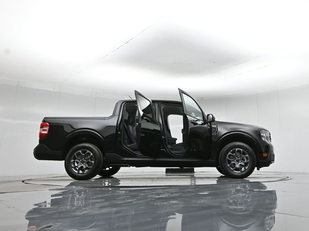 New 2026 Shadow Black Ford XLT image 50
