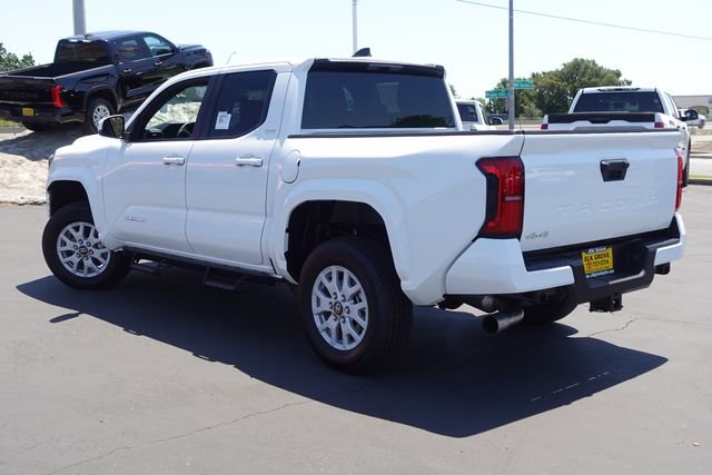 New 2026 Ice Cap Toyota  SR5 image 10