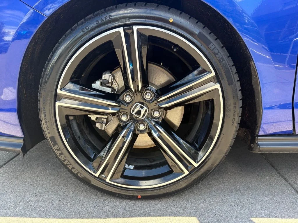 Used 2024 Blue Honda Sport image 11