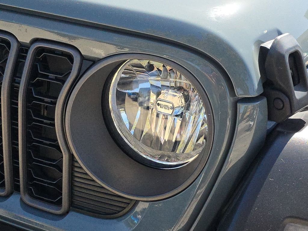 Used 2024 Blue Jeep Sport image 35