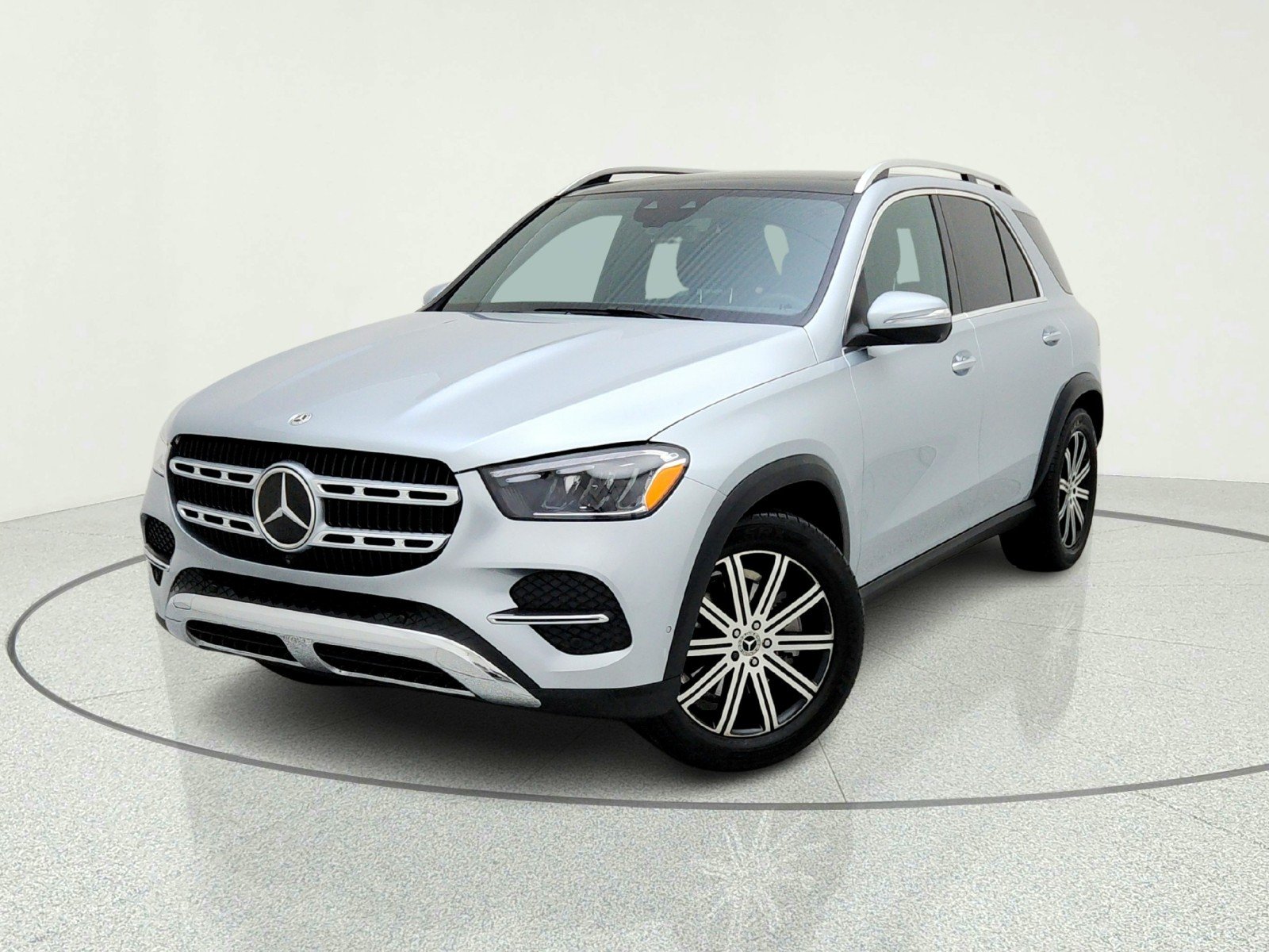 Certified Used 2026 Cirrus Silver Metallic Mercedes-Benz GLE 350 image 2