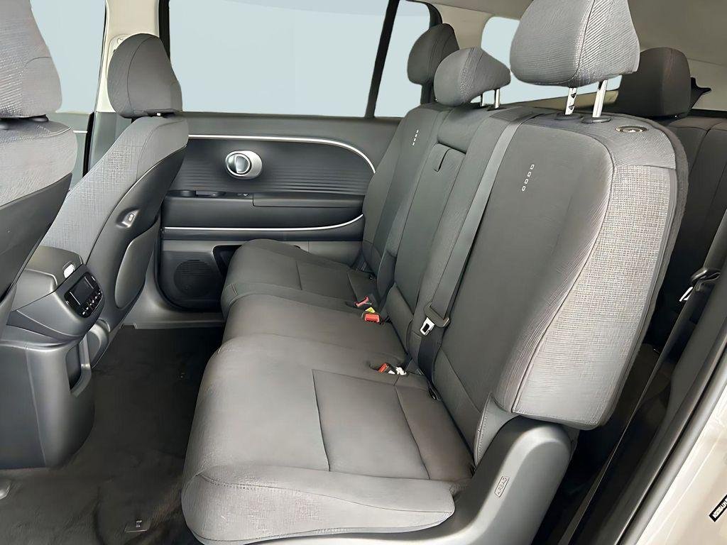 2026 Hyundai IONIQ 9 S - Photo 23