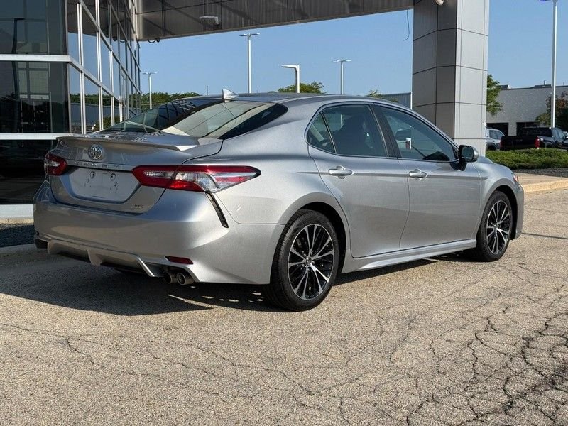 Used 2019 Celestial Silver Metallic Toyota SE image 3