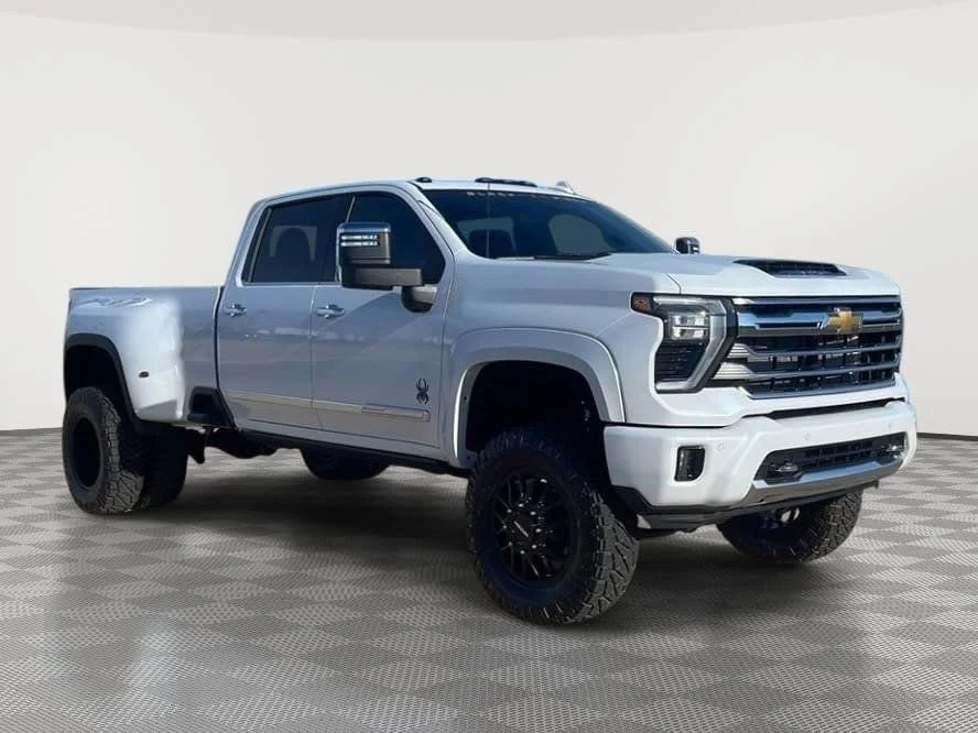 New 2026 Polar White Tricoat Chevrolet High Country DRW image 1