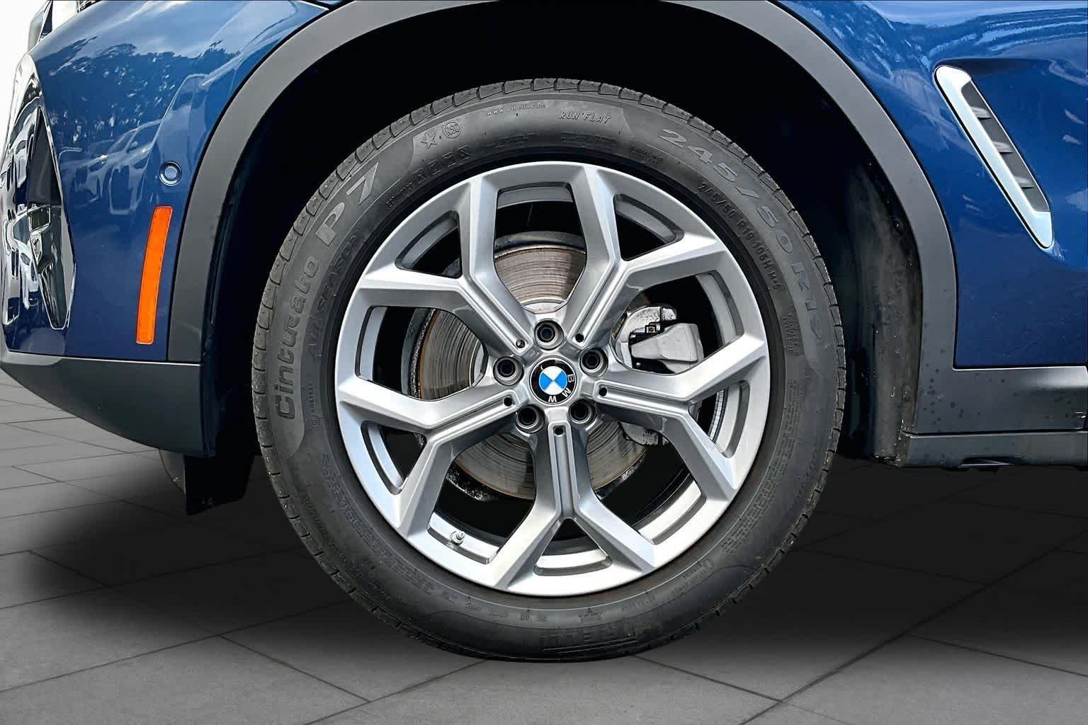Certified Used 2025 Phytonic Blue Metallic BMW xDrive30i image 11