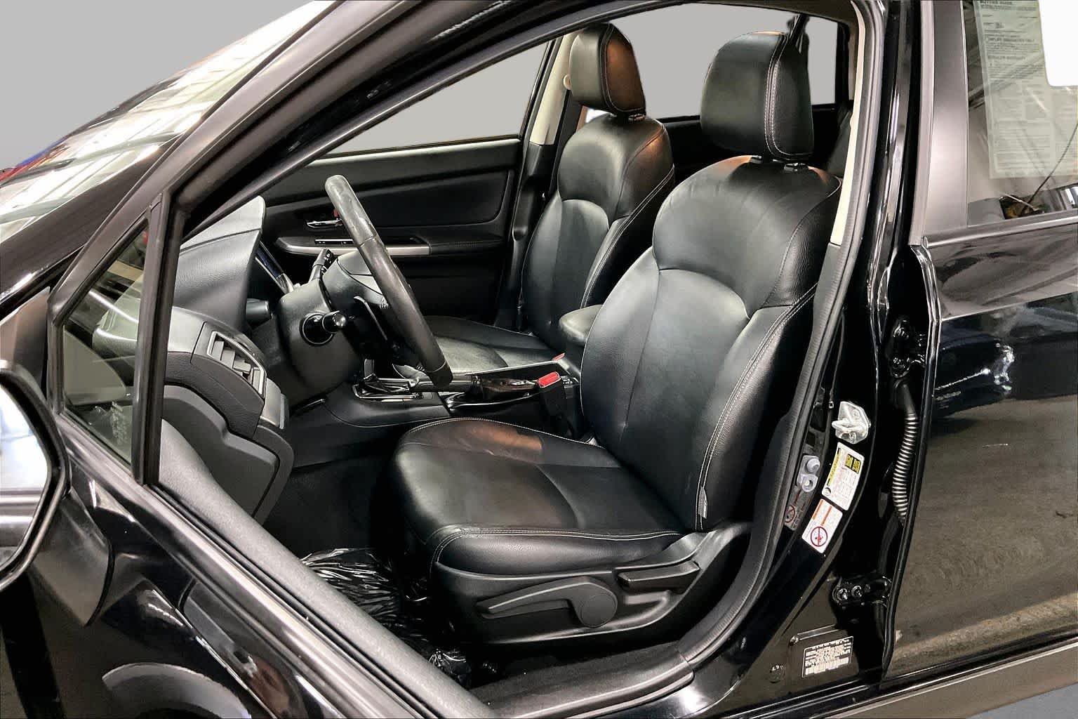 Used 2015 Crystal Black Silica Subaru Limited image 8