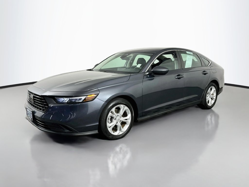 Used 2024  Honda LX image 3