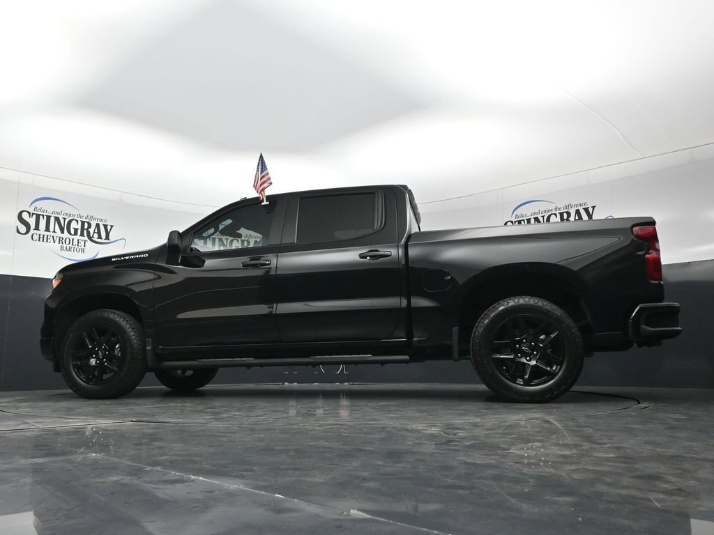 2025 Chevrolet Silverado 1500 Custom - Photo 32