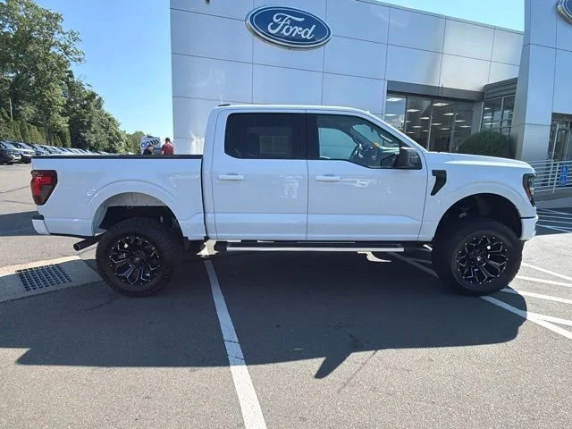 Used 2025 White Ford XLT image 9