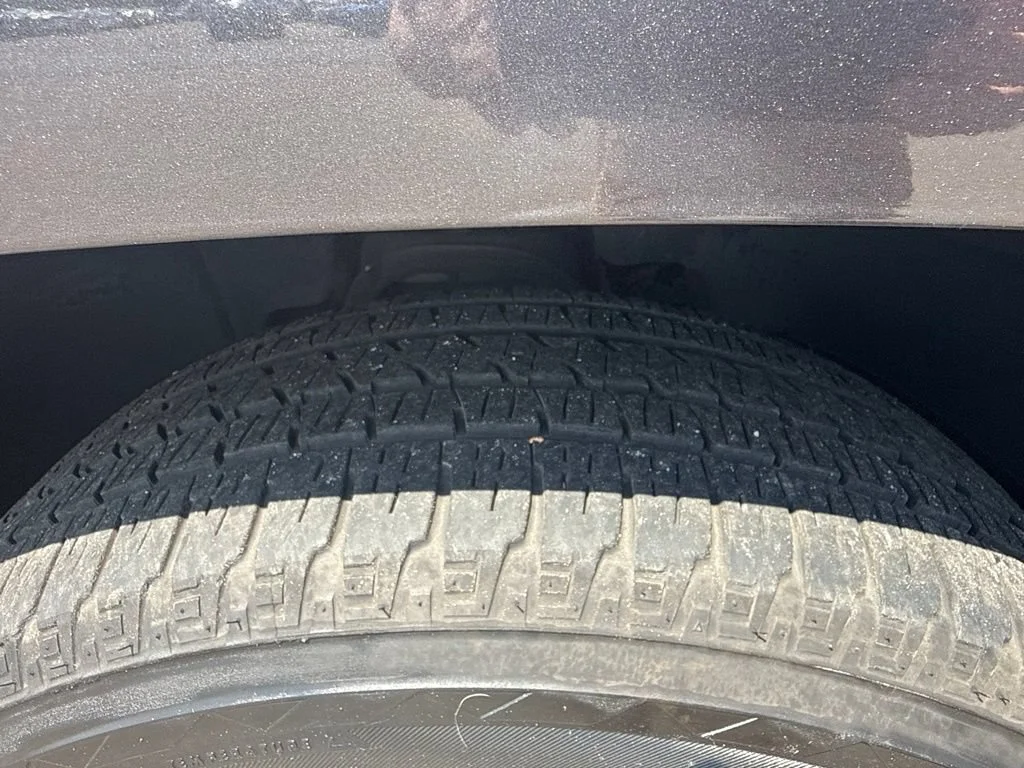 Used 2016 IRIDIUM METALLIC GMC SLT image 39