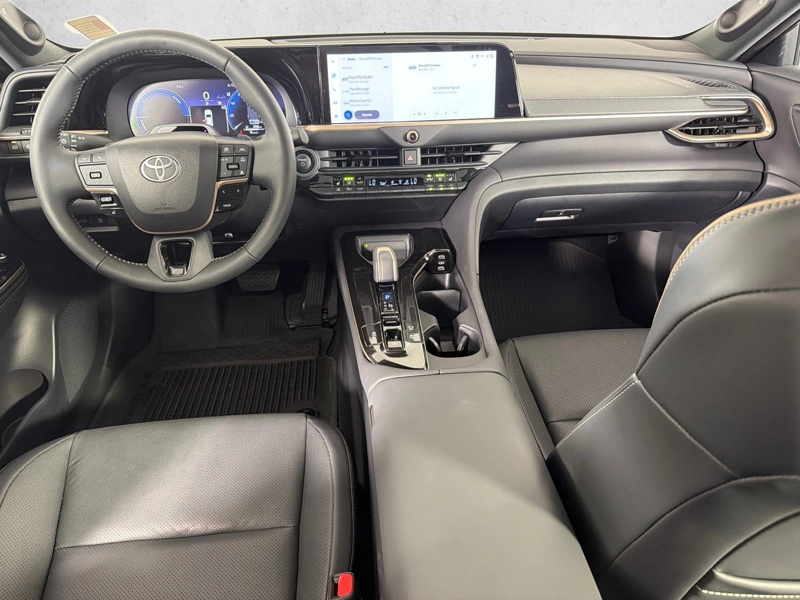 Used 2026 Oxygen Toyota Limited image 24