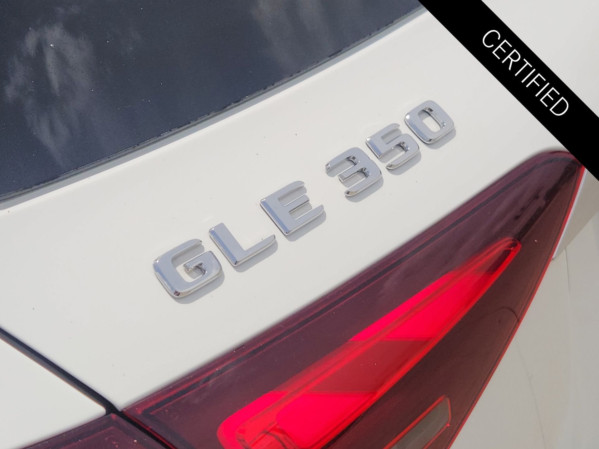 Certified Used 2026 Polar White Mercedes-Benz GLE 350 image 13