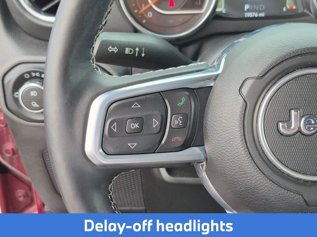 Used 2021 Red Jeep Overland image 18