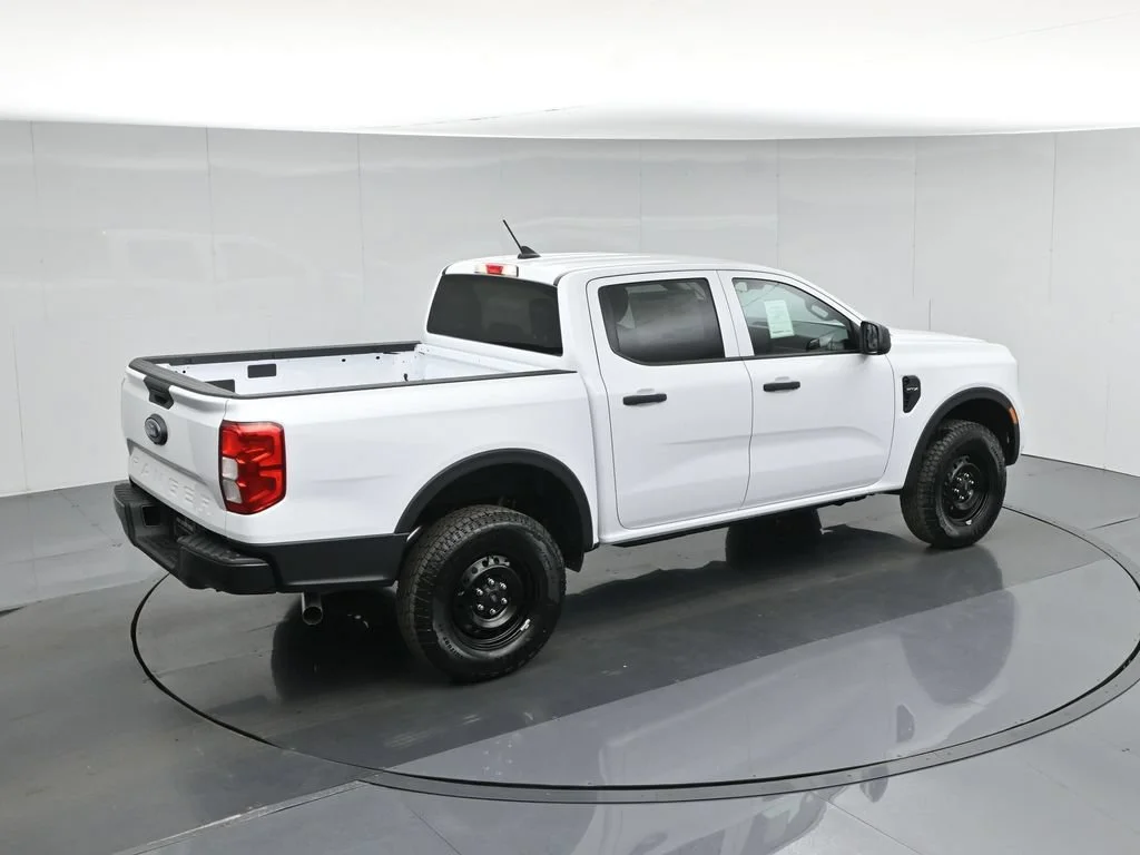 New 2026 Oxford White Ford XL image 34