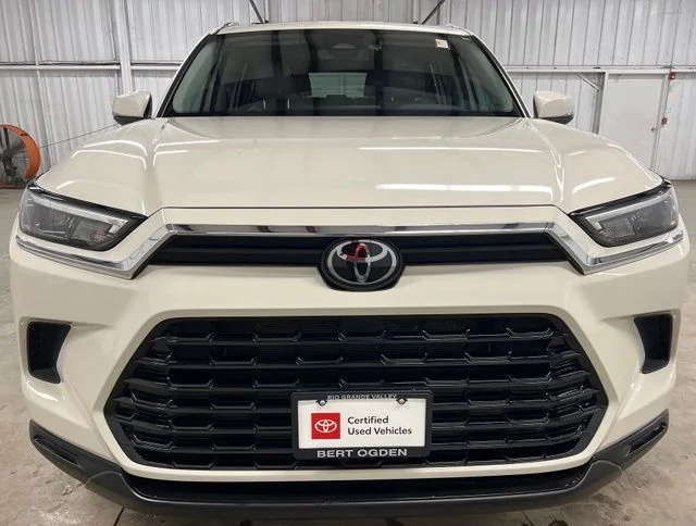 Used 2024 White Toyota XLE image 2