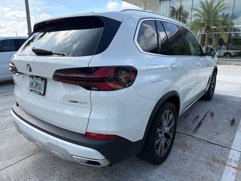 Certified Used 2024 Alpine White BMW sDrive40i image 6