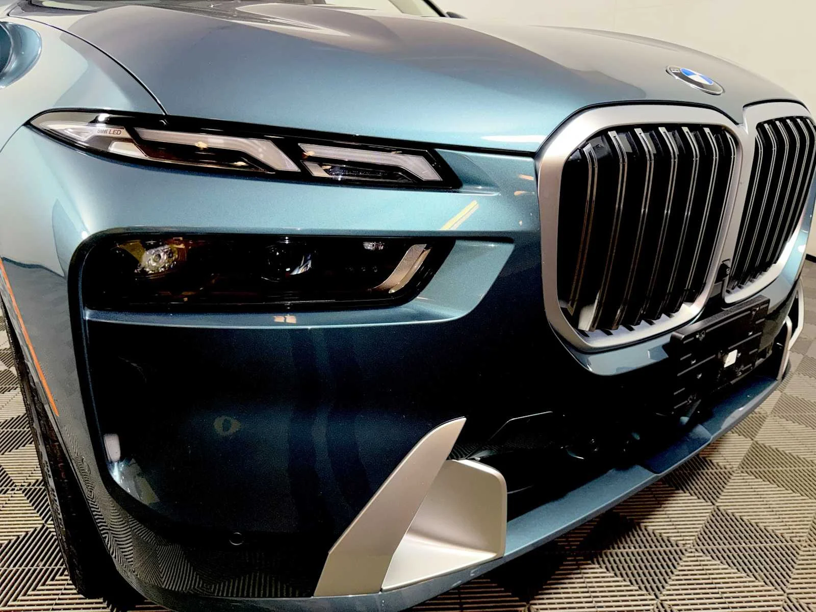 2026 BMW X7 40i - Photo 26