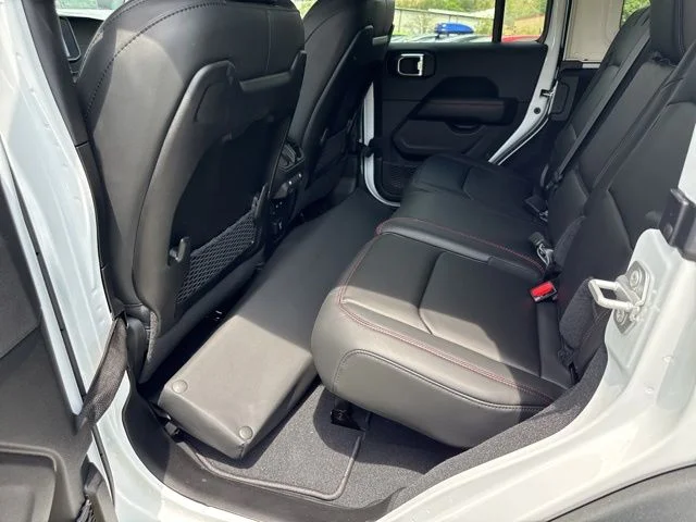 New 2026 White Jeep Moab 392 image 22
