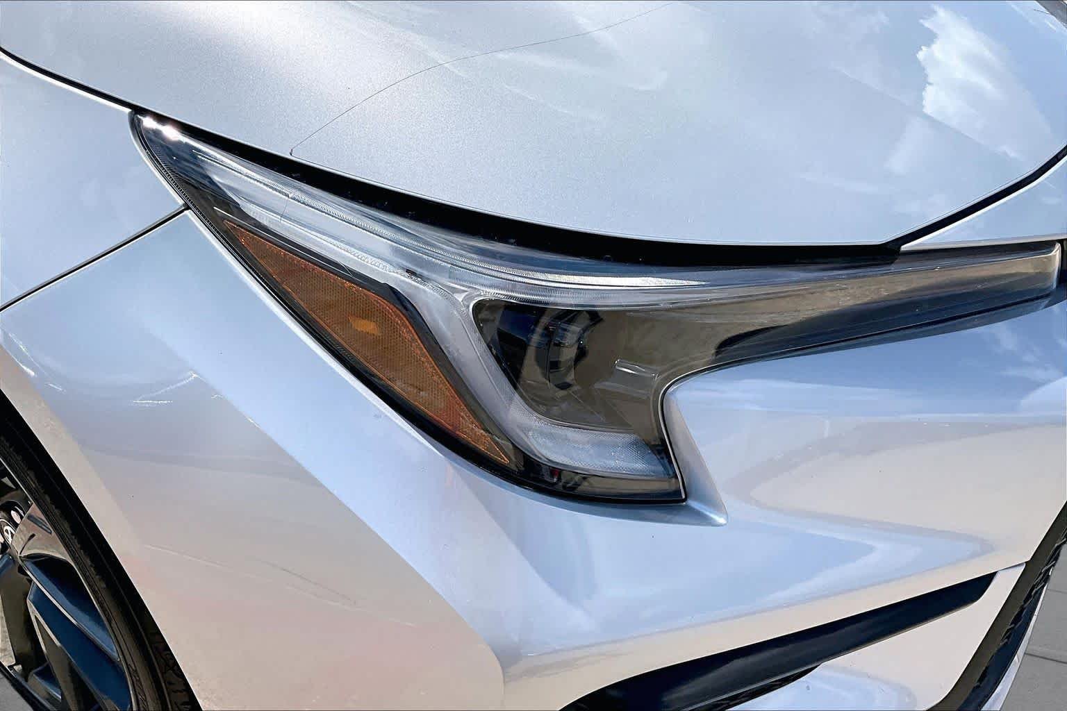 Used 2025 Classic Silver Metallic Toyota SE image 28