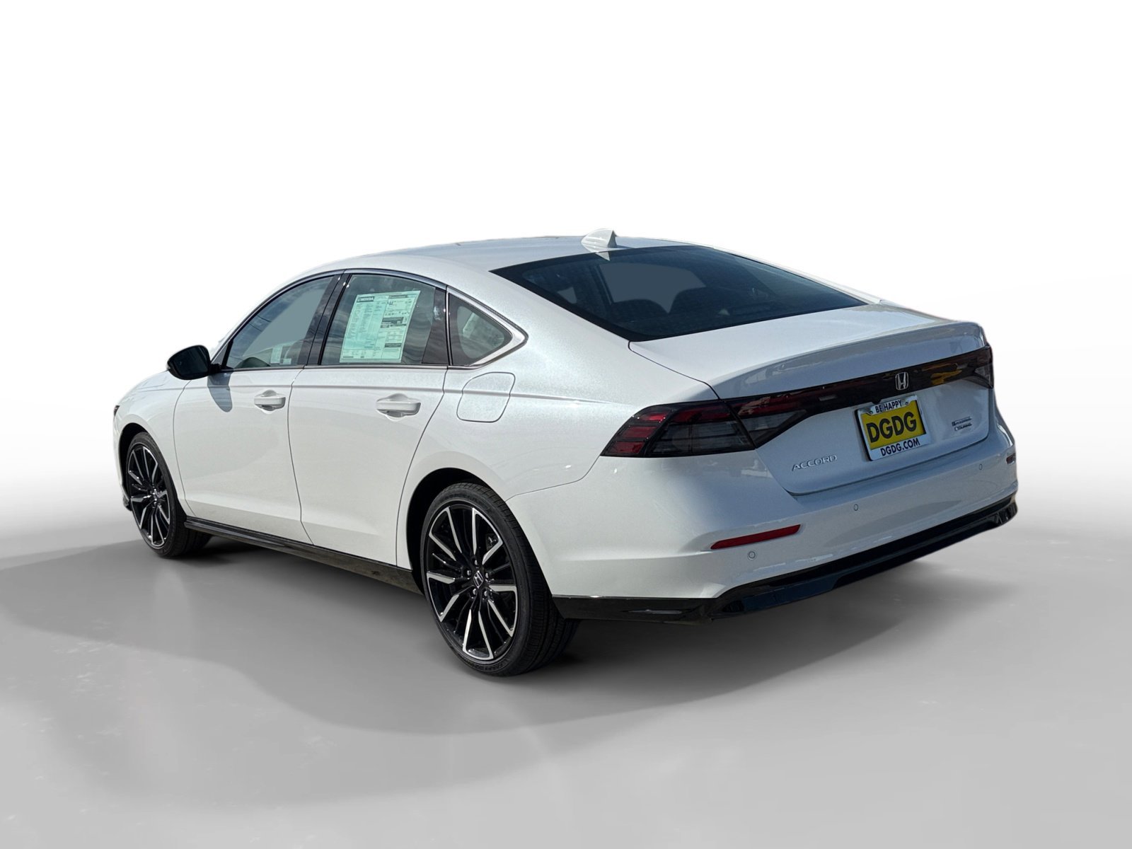 New 2026 Platinum White Pearl Honda Touring image 3