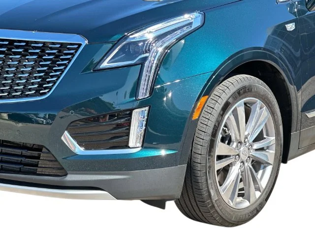 Used 2024 Green Cadillac Premium Luxury image 9