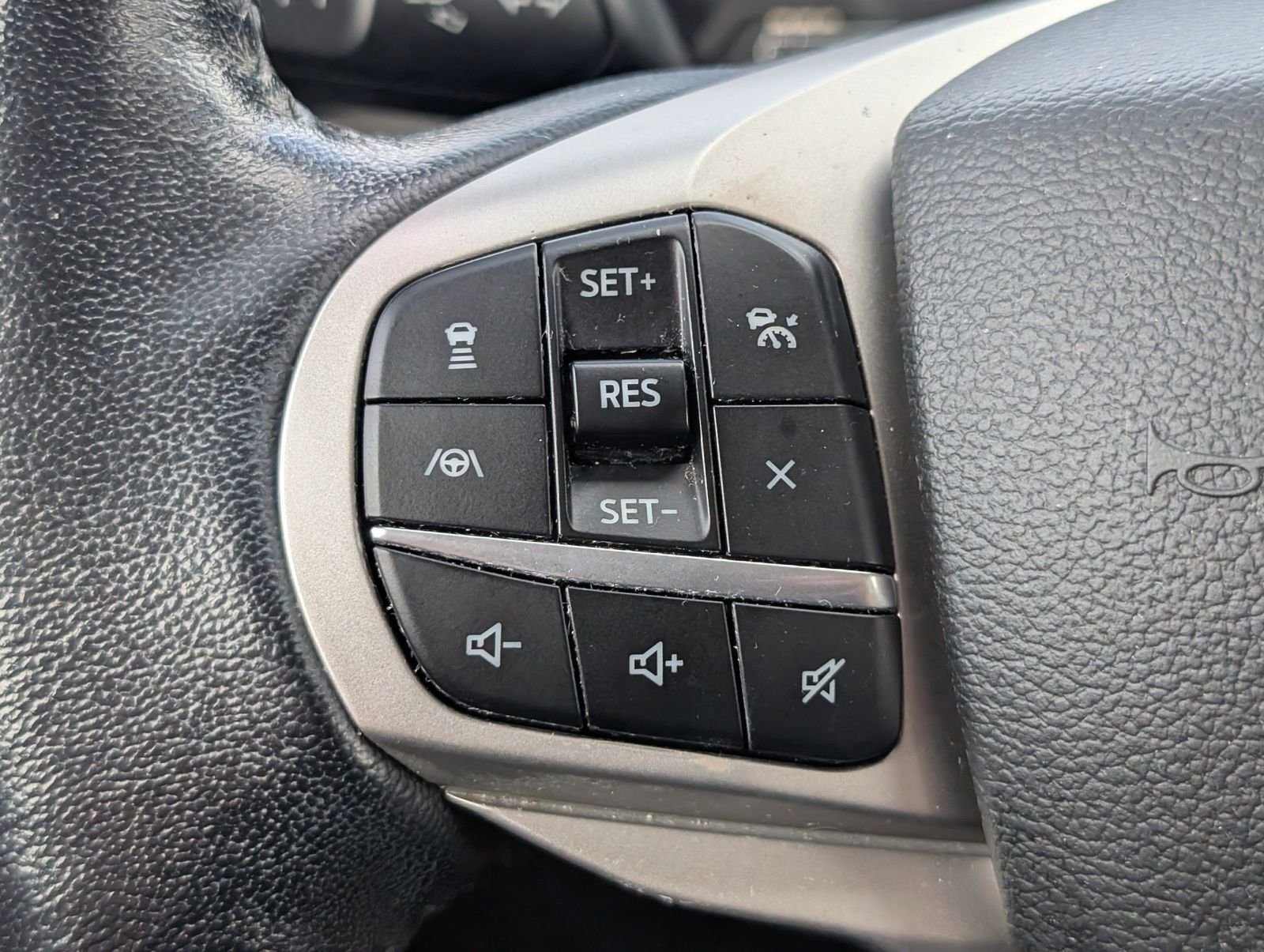 Used 2022 Black Metallic Ford Limited image 26