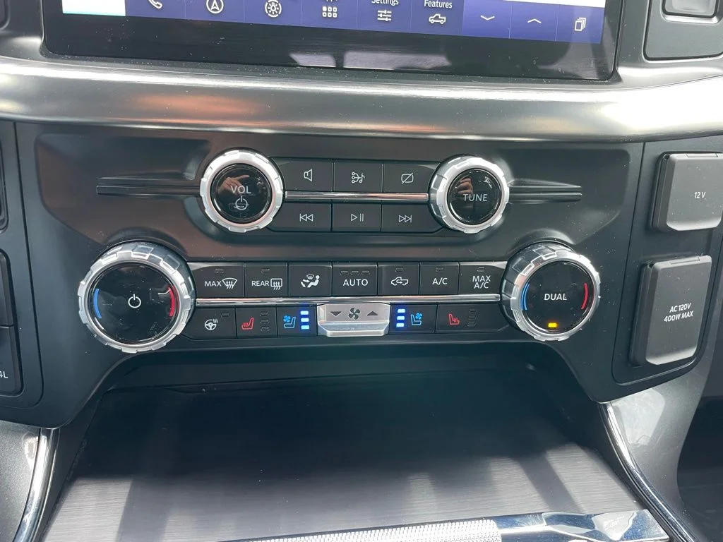 Used 2023 Black Ford Lariat image 13