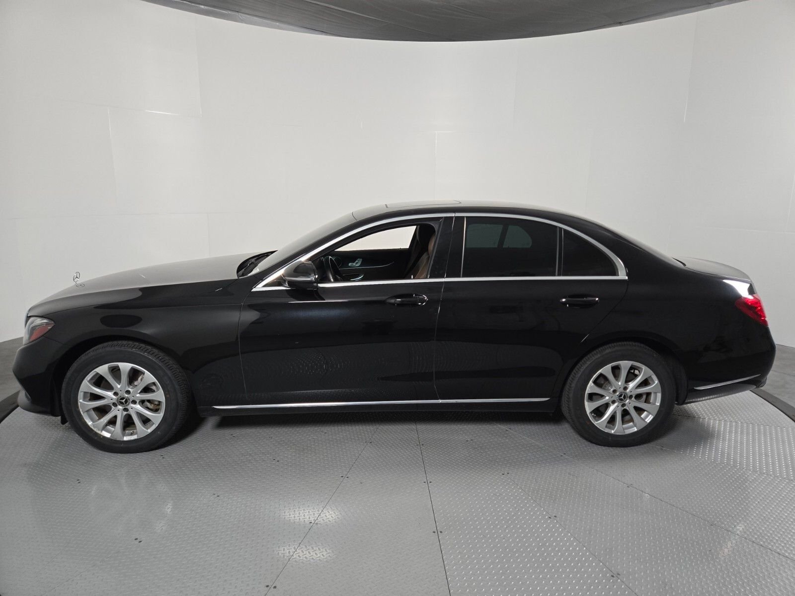 Used 2019 Black Mercedes-Benz E 300 image 32