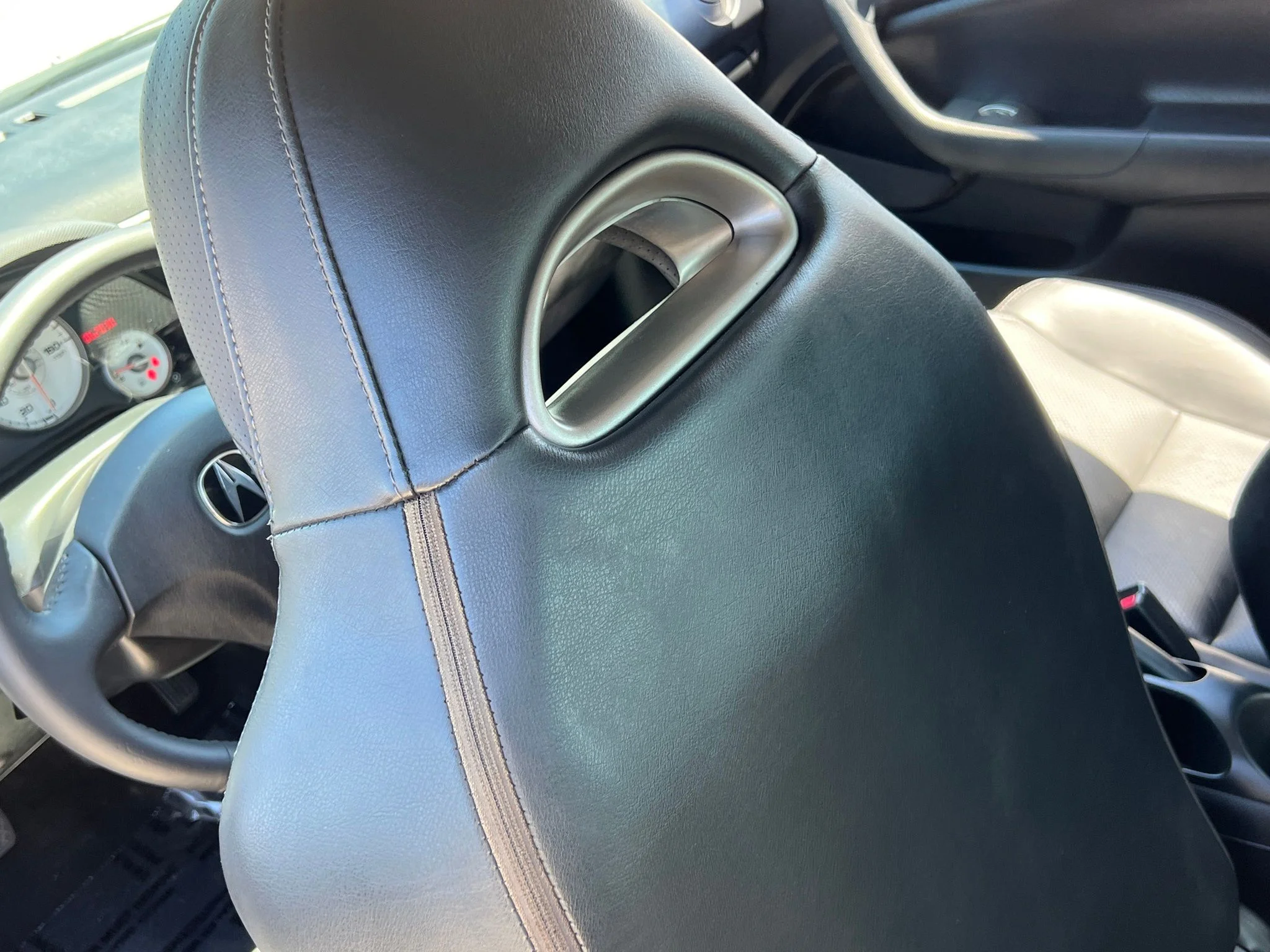 Used 2005  Acura Type S image 22