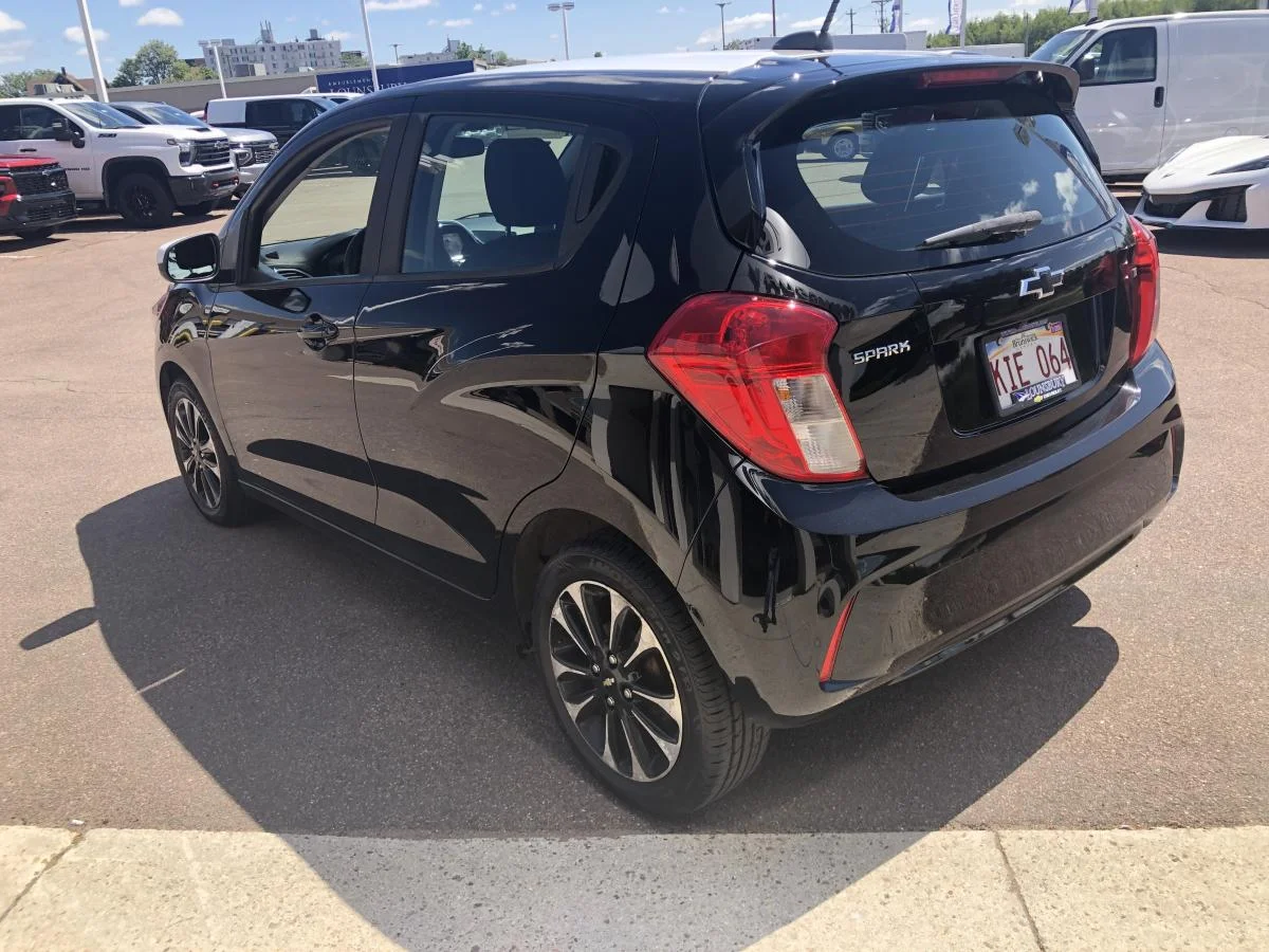 Used 2021 Black Chevrolet 4dr HB CVT 1LT image 5