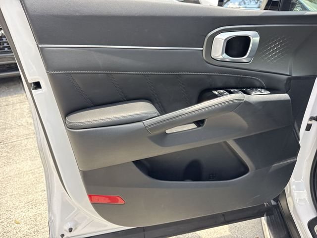 2023 Kia Sorento SX - Photo 13