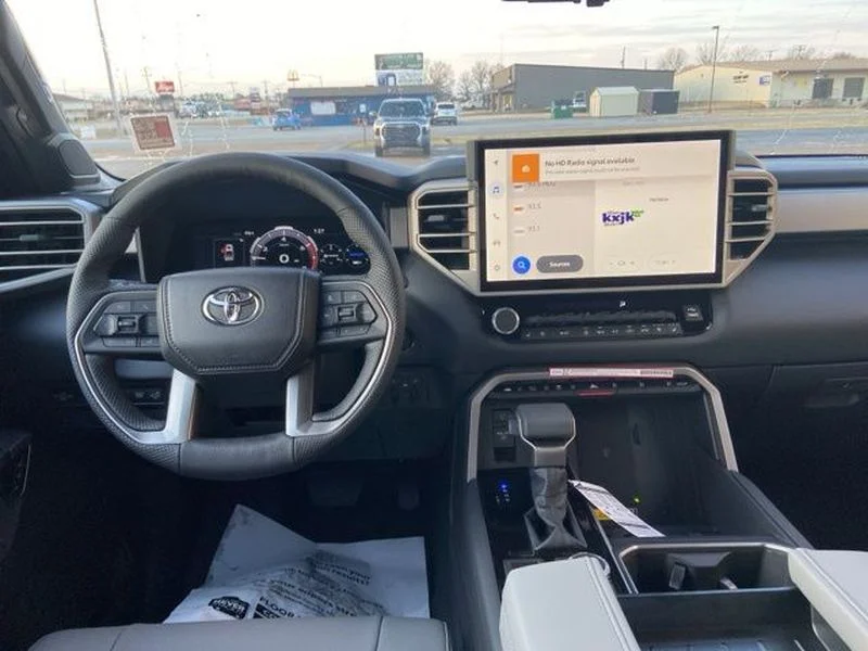2026 Toyota Tundra Limited - Photo 19