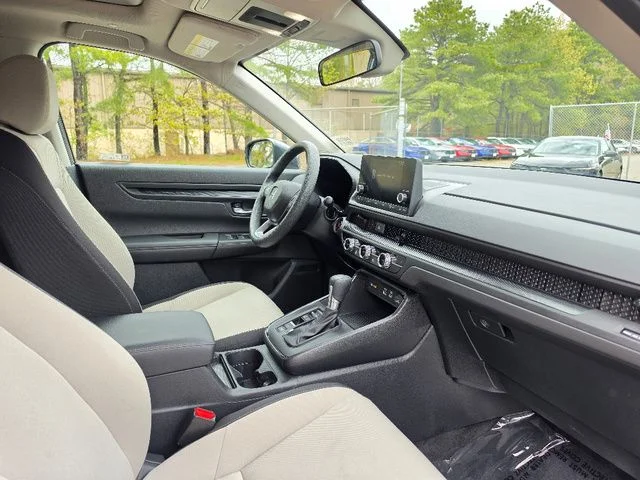 2024 Honda CR-V EX - Photo 11