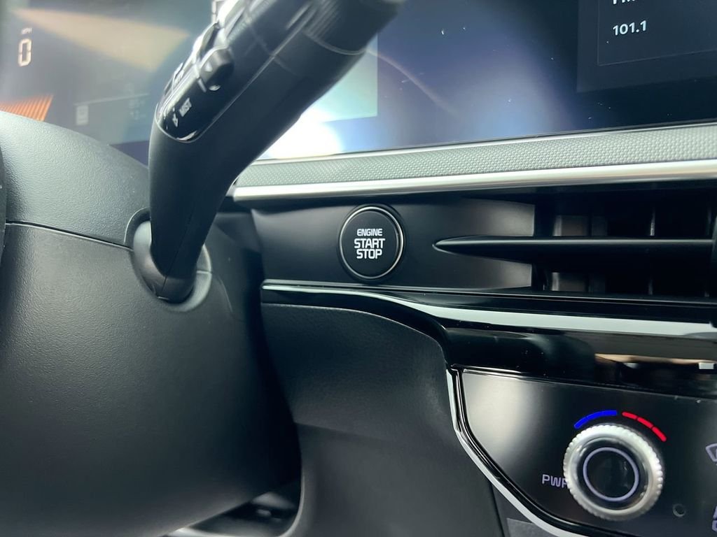New 2026 Snow White Pearl Kia LXS FWD image 21