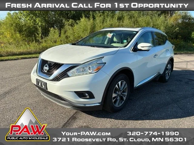 Used 2016 White Nissan SL image 4