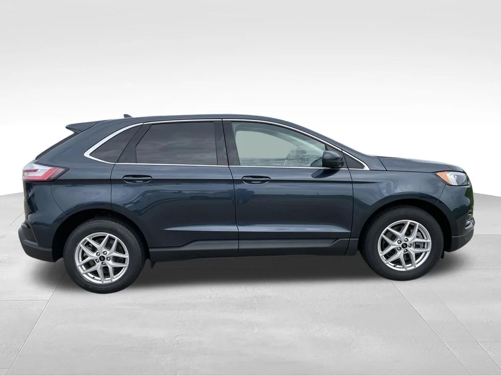 Used 2024 Blue Metallic Ford SEL image 24