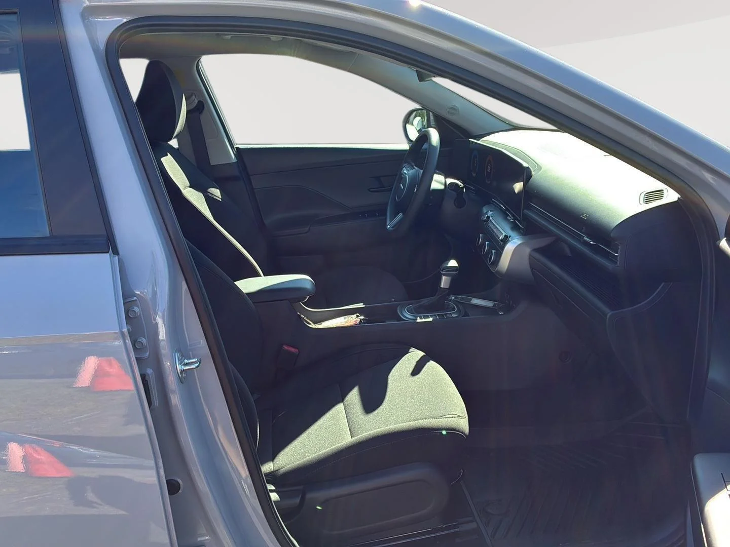 Used 2026 Cyber Gray Metallic Hyundai SE image 11