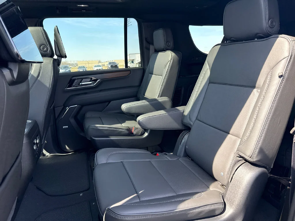 2026 GMC Yukon XL Denali - Photo 34