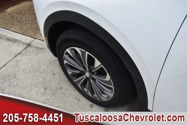 Used 2024 Summit White Buick Preferred image 14