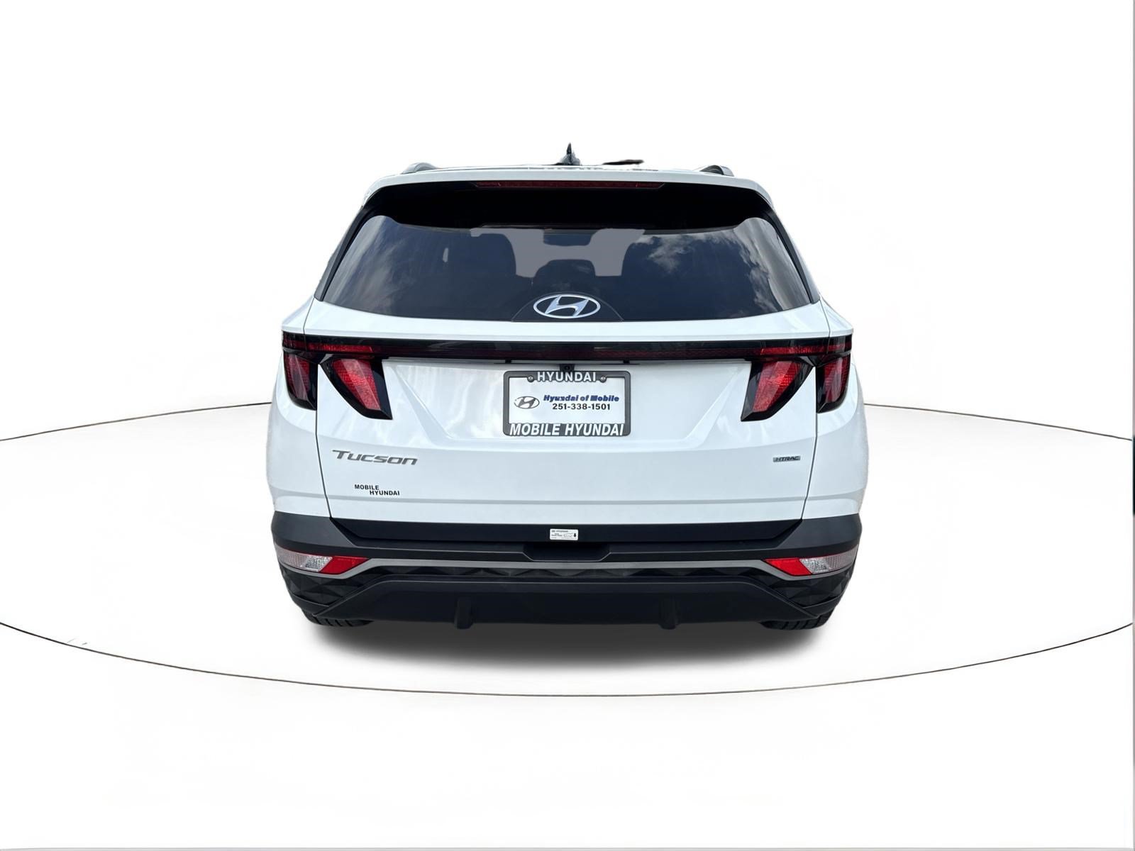 Certified Used 2024 White Pearl Hyundai SEL image 4