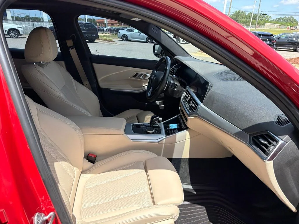 Used 2022 Red BMW 330i image 25