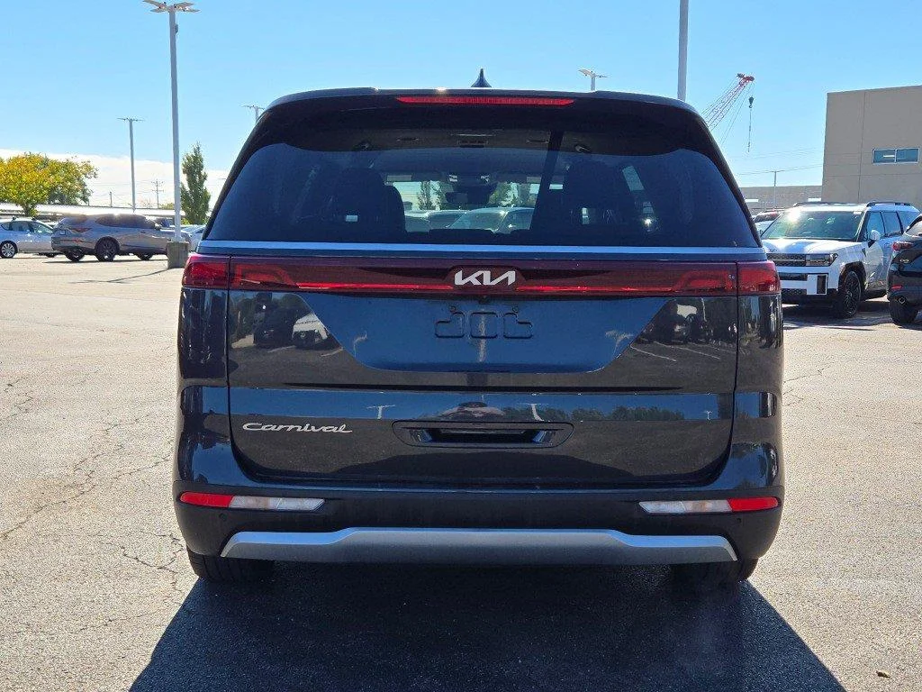 Used 2022 Panthera Metal Kia EX image 11