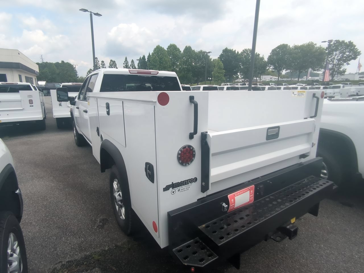 2026 GMC Sierra 2500HD Pro - Photo 6