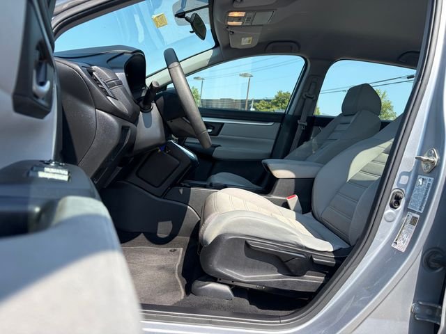Used 2017 Lunar Silver Metallic Honda LX image 18