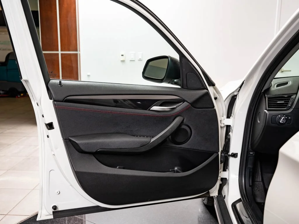 Used 2014 Alpine White BMW xDrive28i image 24