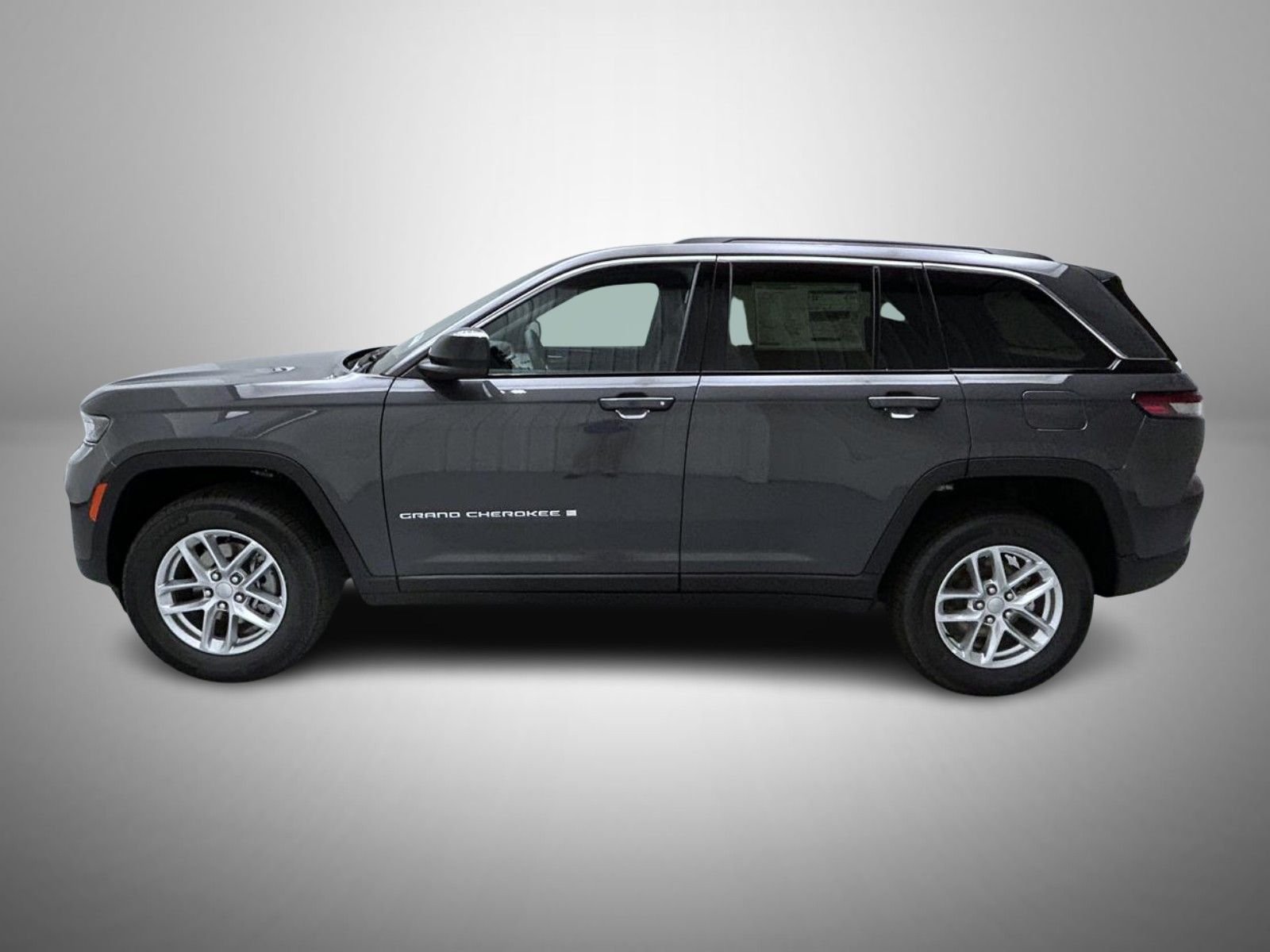 New 2026 Baltic Gray Metallic Clear-Coat Exterior Paint Jeep Laredo X image 8
