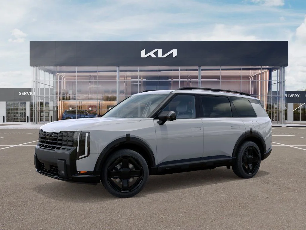 New 2027 Wolf Gray Kia X-Line SX image 3